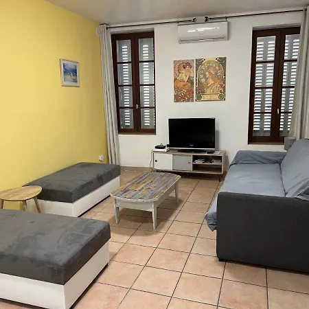 Decouvrir Apartment